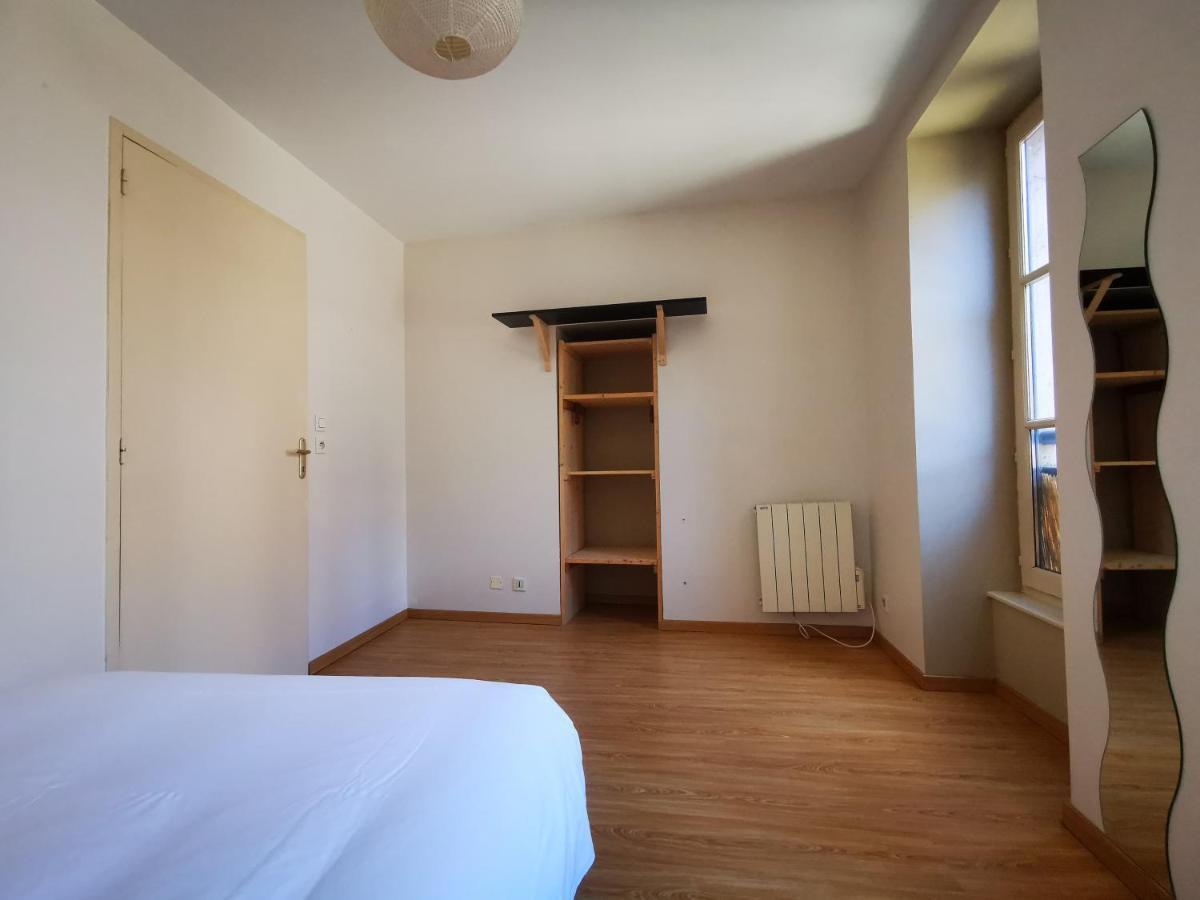 T2, plein centre, calme, 100m gare Apartment Vienne  Exterior foto